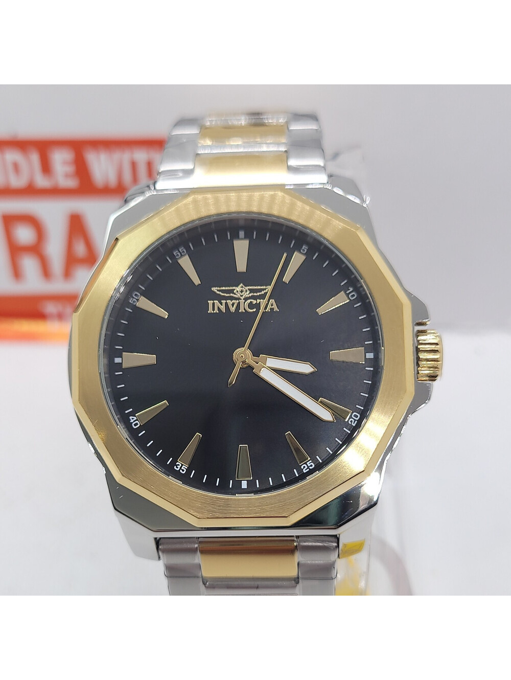 257 Invicta speedway Dominus 42mm gold black dial stainless steel